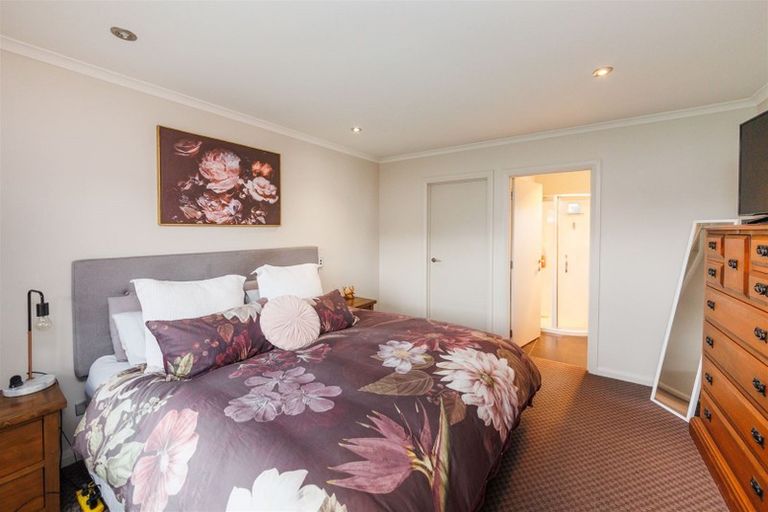 Photo of property in 137 Wyndham Street, Ashhurst, 4810