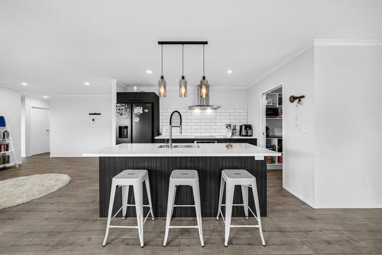 Photo of property in 58 Peacock Place, Pokeno, 2402