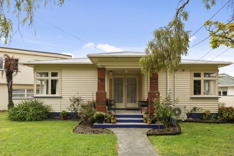 Photo of property in 34 Burnside Street, Waterloo, Lower Hutt, 5011