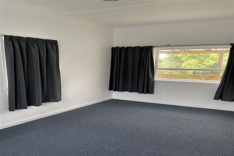 Photo of property in 34 Evans Road, Glen Eden, Auckland, 0602