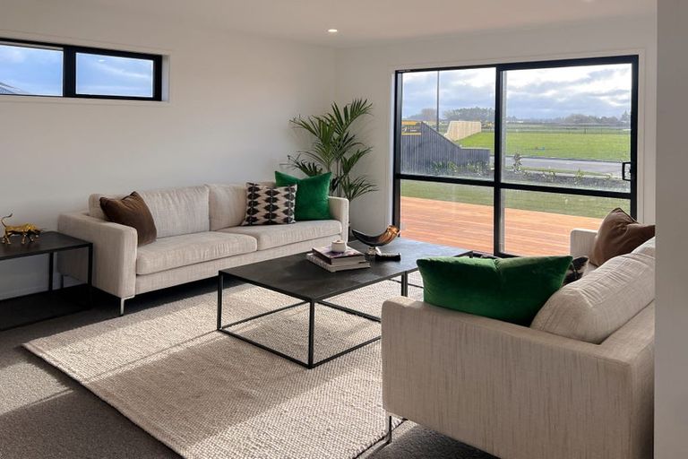 Photo of property in 37 Candlesticks Crescent, Lincoln, 7608