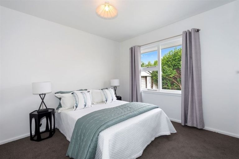 Photo of property in 34 Daniels Road, Redwood, Christchurch, 8051