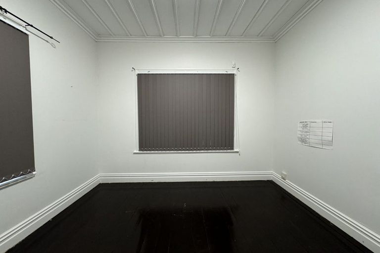 Photo of property in 1/435 Great South Road, Opaheke, Papakura, 2113