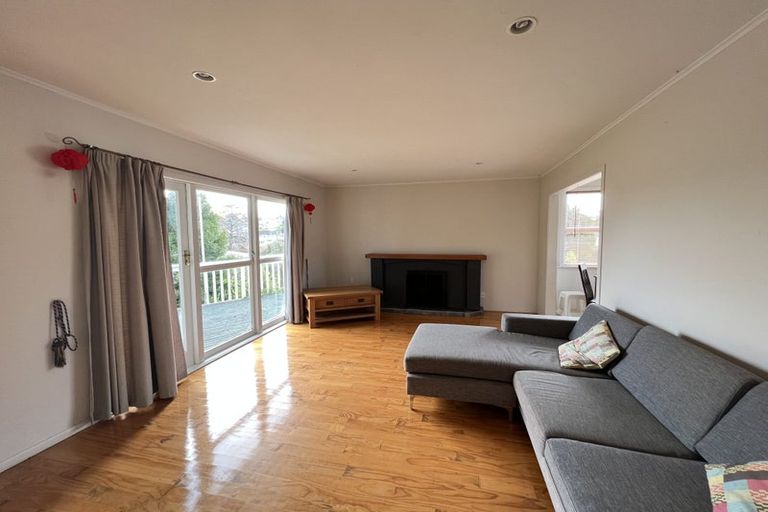 Photo of property in 9 Linwood Avenue, Forrest Hill, Auckland, 0620