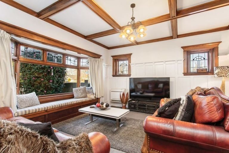 Photo of property in 28 Tui Street, Fendalton, Christchurch, 8041