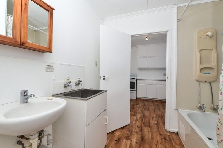 Photo of property in 2/41 Cameron Road, Hamilton East, Hamilton, 3216