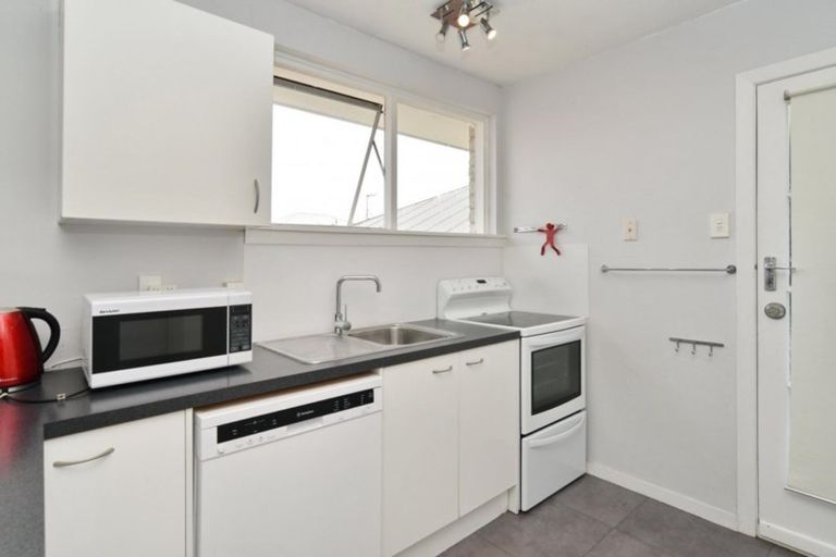 Photo of property in 3/41 Elizabeth Street, Riccarton, Christchurch, 8041