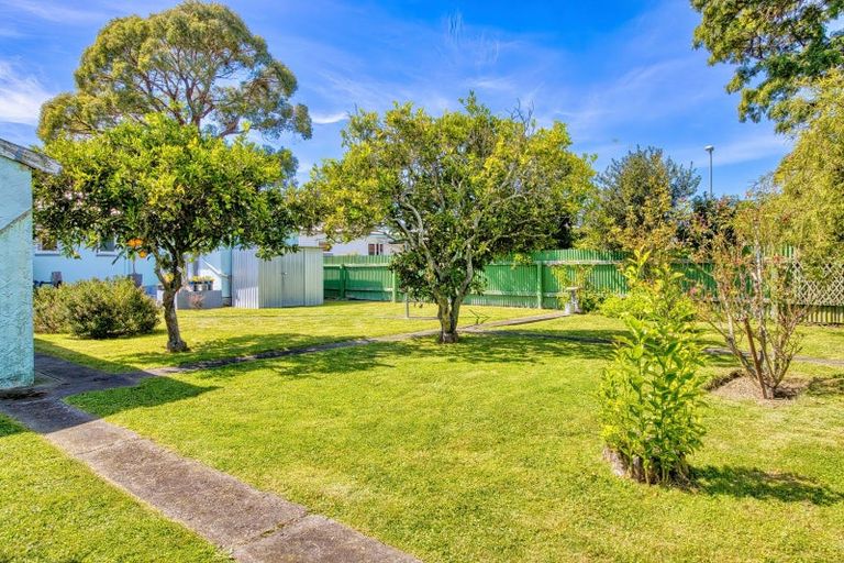 Photo of property in 37 Hillary Crescent, Maraenui, Napier, 4110