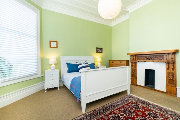 Photo of property in 12 Meeanee Quay, Westshore, Napier, 4110