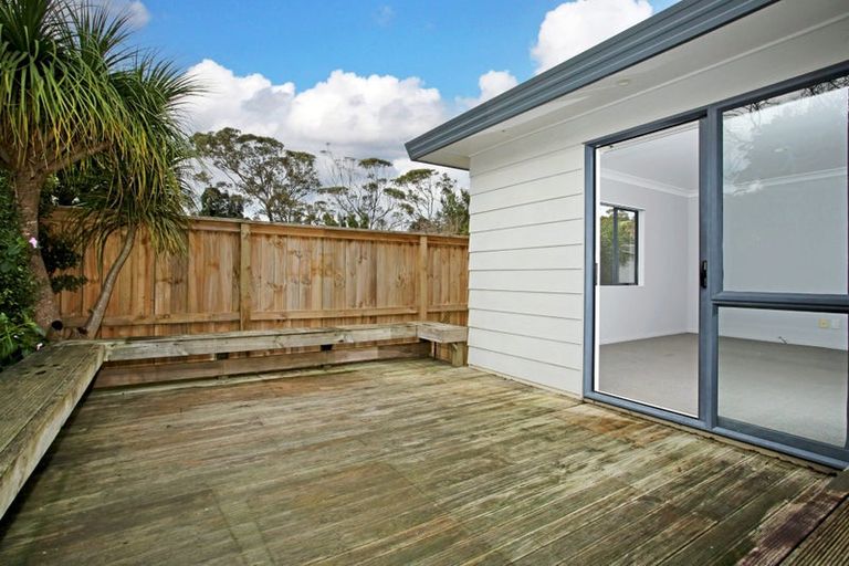 Photo of property in 73a Sandspit Road, Waiuku, 2123
