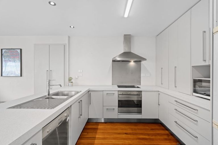 Photo of property in 28 Longmuir Street, Ilam, Christchurch, 8041