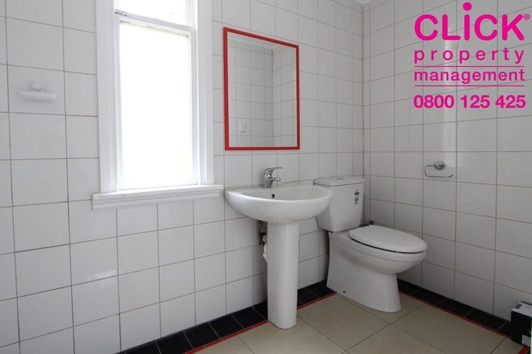 Photo of property in 2 Fea Street, Dalmore, Dunedin, 9010