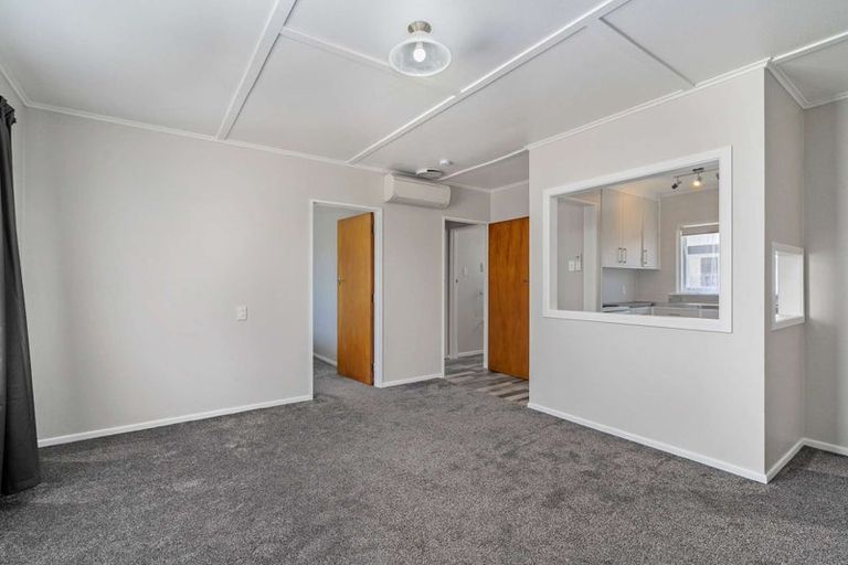 Photo of property in 2/145 College Street, Awapuni, Palmerston North, 4412