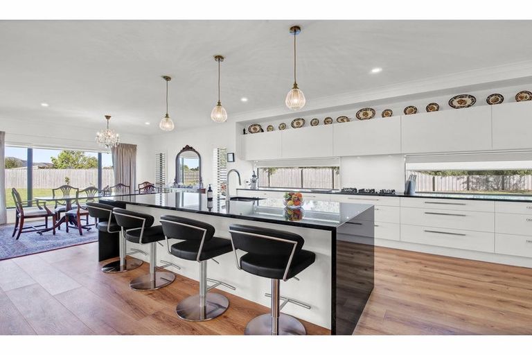 Photo of property in 9 Fantail Avenue, Amberley, 7410