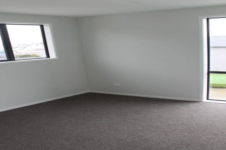 Photo of property in 9/59 Glenview Road, Glen Eden, Auckland, 0602