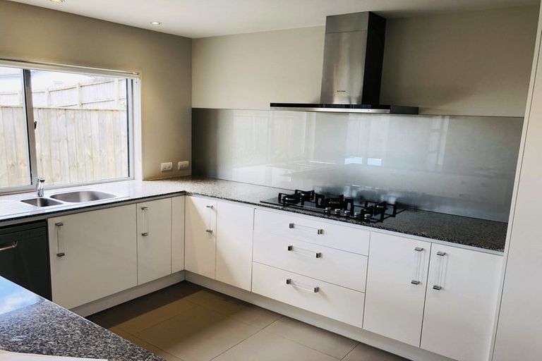 Photo of property in 6 Darion Drive, Flat Bush, Auckland, 2019