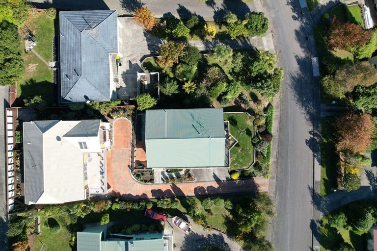 Photo of property in 49a Kakariki Grove, Waikanae, 5036