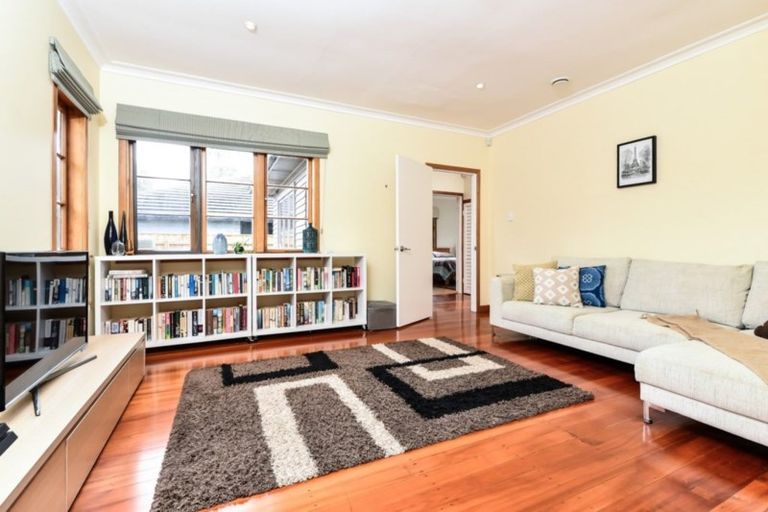 Photo of property in 5 East Street, Claudelands, Hamilton, 3214