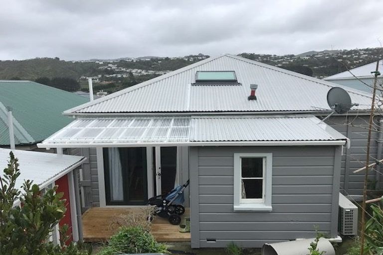 Photo of property in 247 Rintoul Street, Berhampore, Wellington, 6023