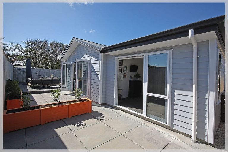 Photo of property in 3a Chrystall Street, Foxton Beach, Foxton, 4815