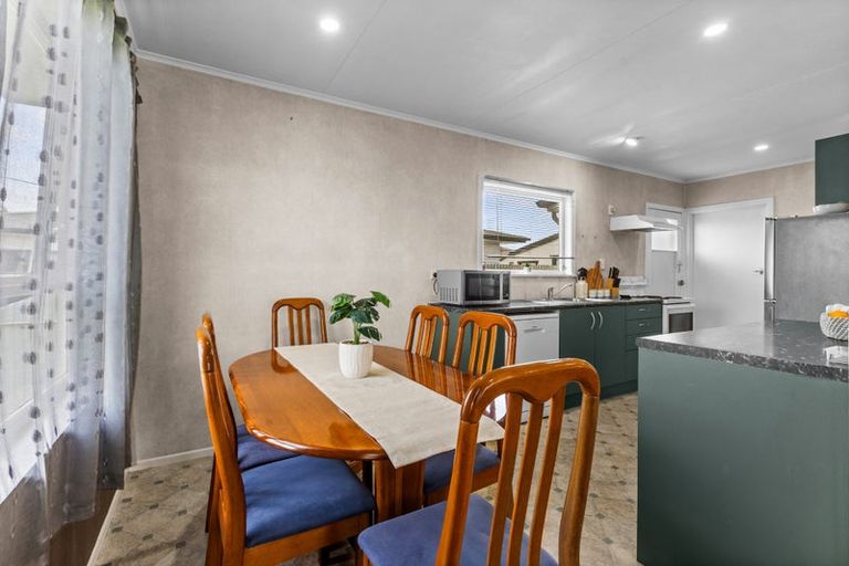 Photo of property in 227 Lumsden Place, Akina, Hastings, 4122