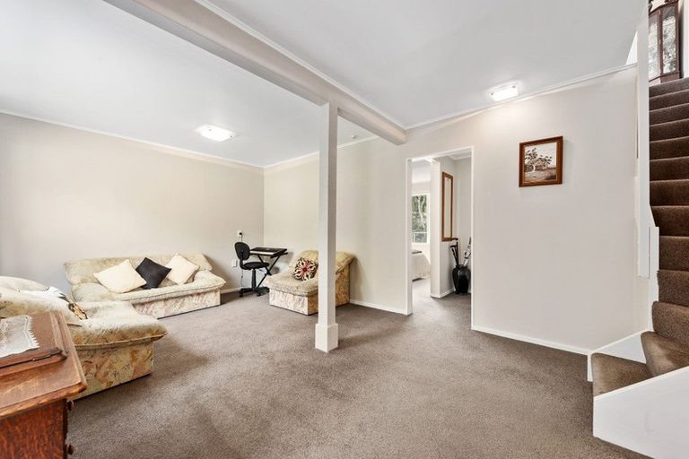 Photo of property in 74b Heretaunga Square, Silverstream, Upper Hutt, 5019