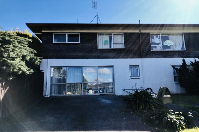 Photo of property in 2/47 Prince Regent Drive, Half Moon Bay, Auckland, 2012