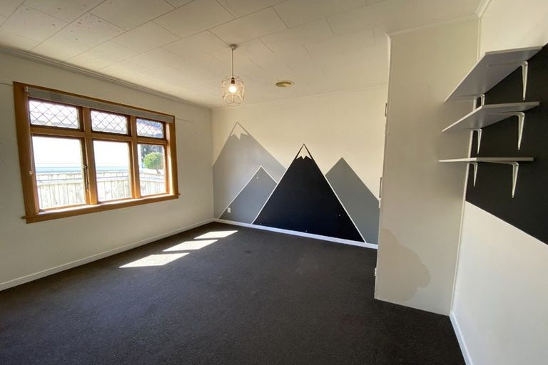 Photo of property in 37 Miro Street, Miramar, Wellington, 6022