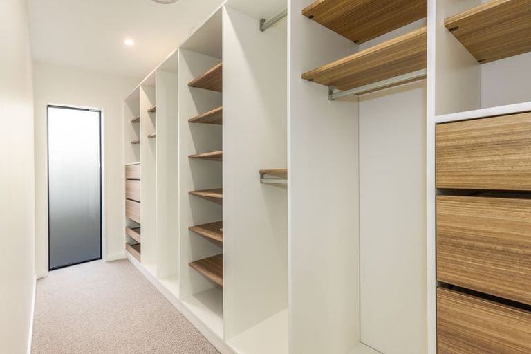 Photo of property in 15 Kaiwaru Place, Waikanae, 5036