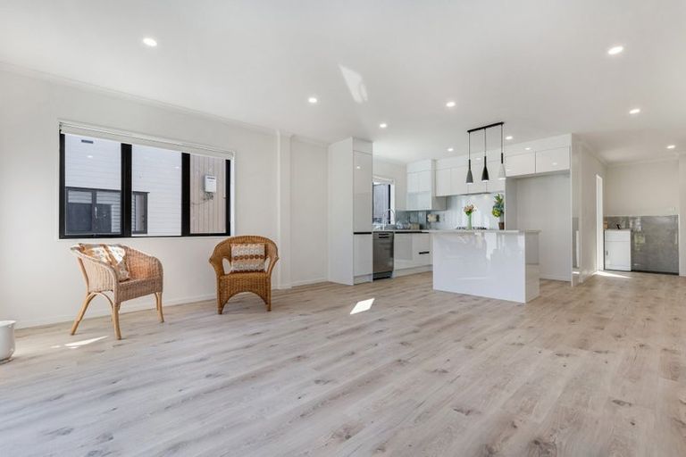 Photo of property in 64d Coxhead Road, Manurewa, Auckland, 2102