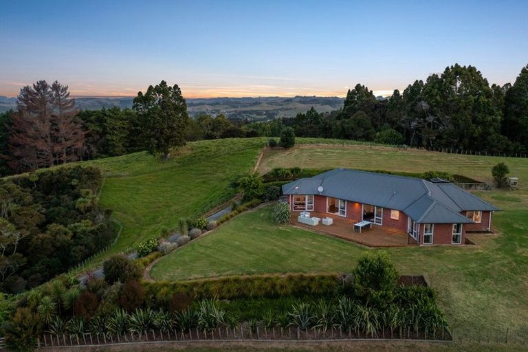 Photo of property in 61 Moses Road, Kaukapakapa, 0873