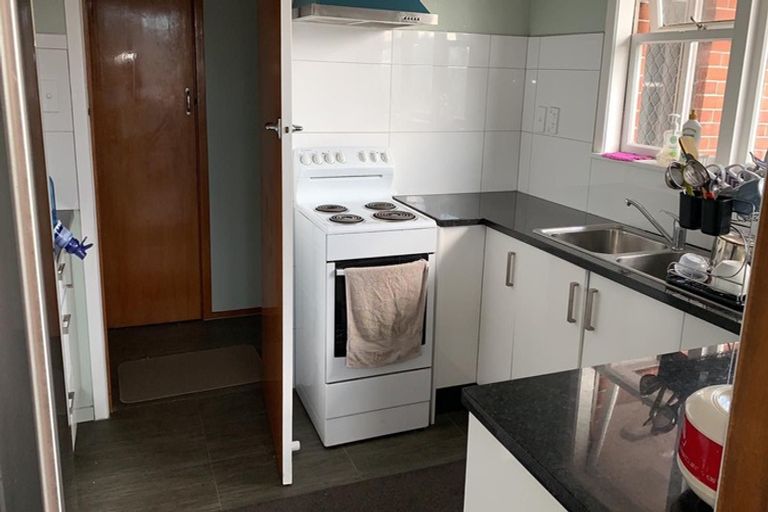 Photo of property in 16 Mcleod Road, Henderson, Auckland, 0612