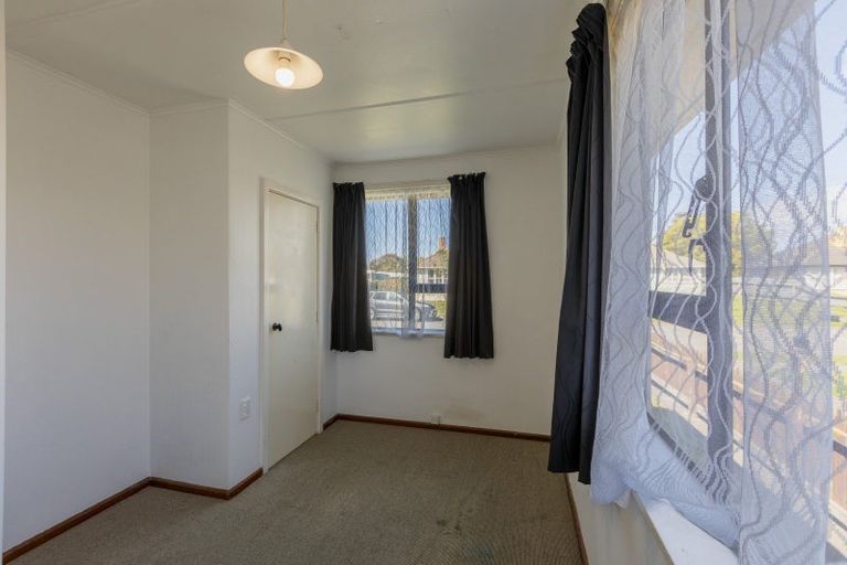 Photo of property in 17 Massey Crescent, Marewa, Napier, 4110