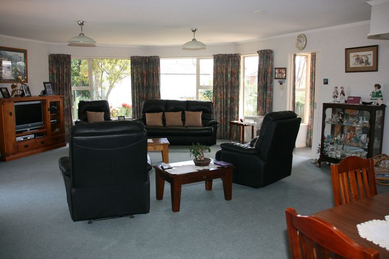 Photo of property in 118 Argyle Street, Mosgiel, 9024