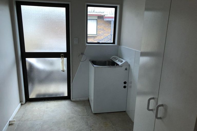 Photo of property in 105 Poplar Grove, Whalers Gate, New Plymouth, 4310