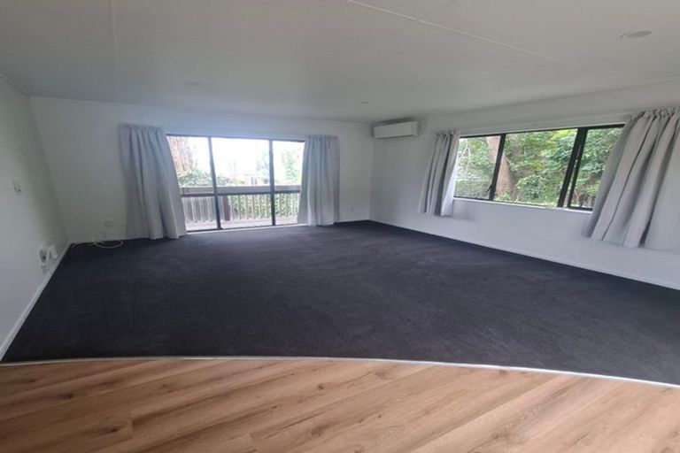 Photo of property in 52b Seddon Street, Waikanae, 5036