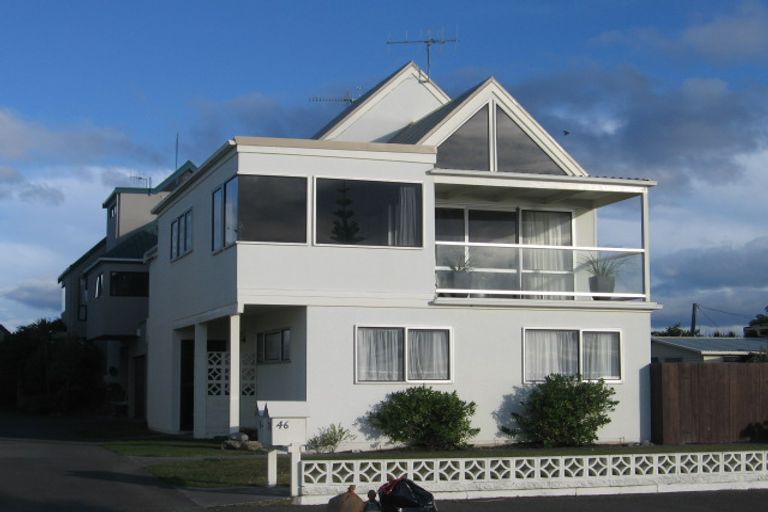 Photo of property in 2/46 The Esplanade, Westshore, Napier, 4110