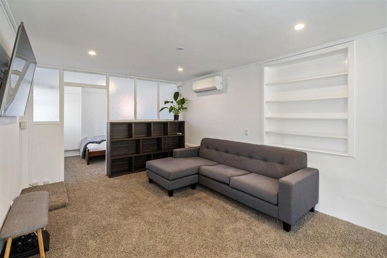 Photo of property in 1/22 Onepoto Road, Hauraki, Auckland, 0622