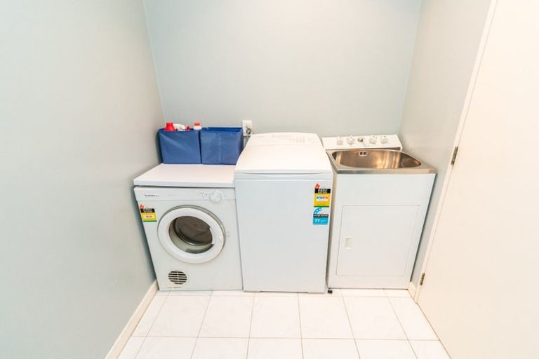 Photo of property in 44a Fairview Crescent, Kelburn, Wellington, 6012