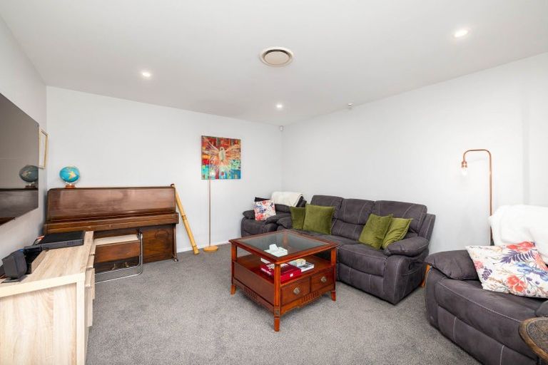 Photo of property in 122 Northbrook Road, Rangiora, 7400