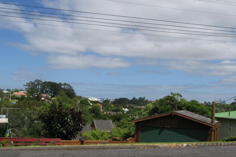 Photo of property in 4 Park Hill Road, Birkenhead, Auckland, 0626