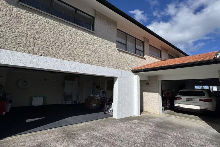 Photo of property in 2/18 Stanley Avenue, Milford, Auckland, 0620