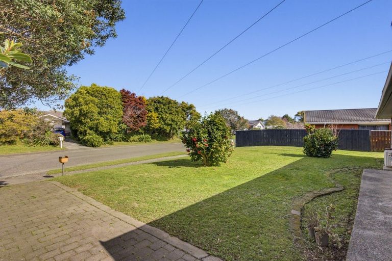 Photo of property in 5 Arlington Avenue, Waikanae, 5036