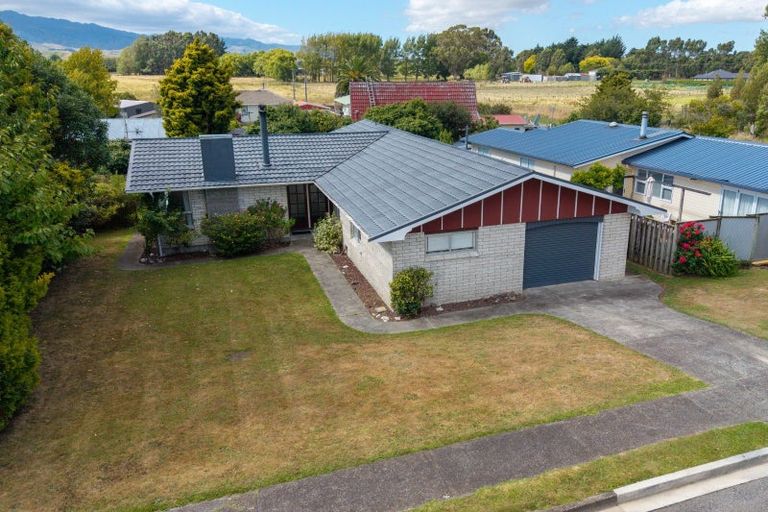 Photo of property in 41 Atkinson Street, Woodville, 4920