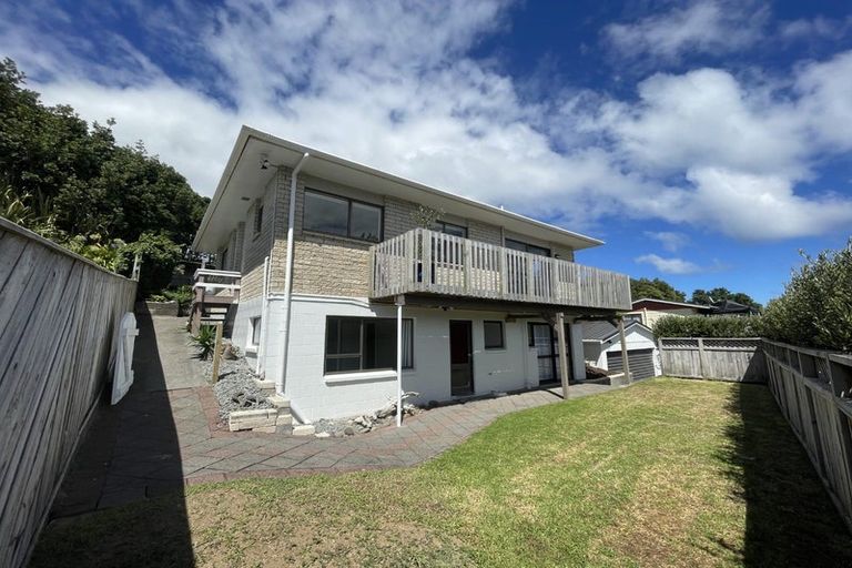 Photo of property in 37 Herekawe Drive, Spotswood, New Plymouth, 4310