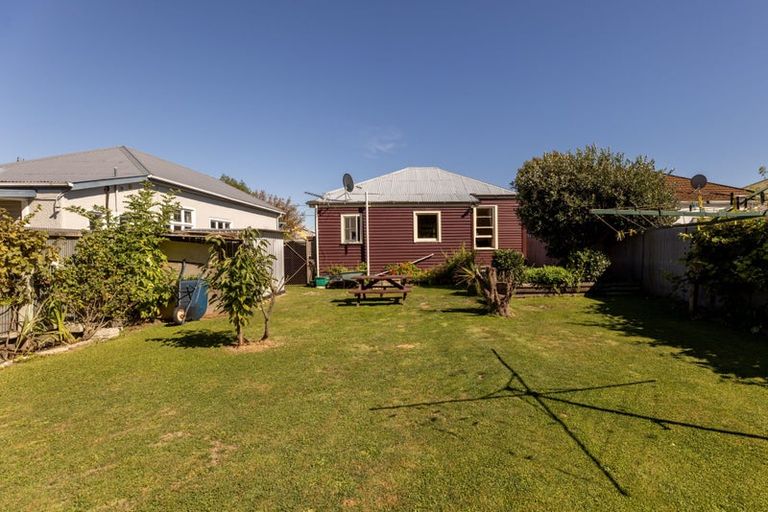 Photo of property in 36 Olliviers Road, Phillipstown, Christchurch, 8011