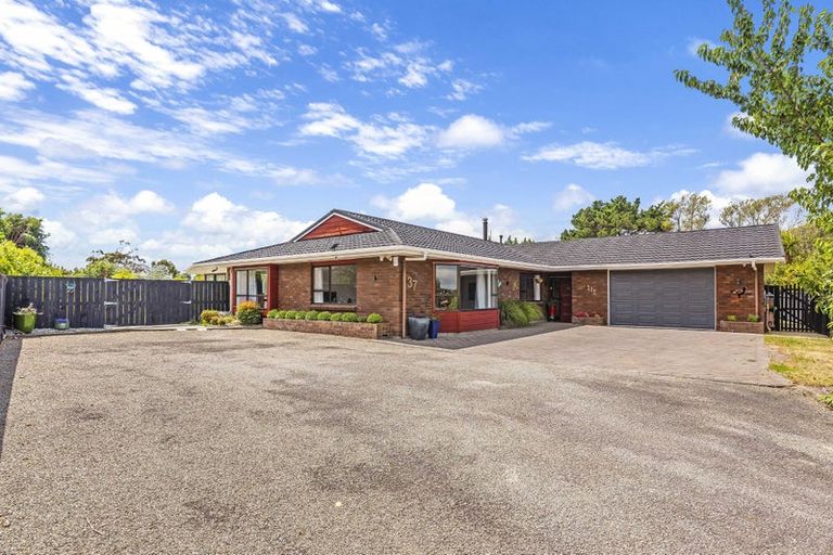 Photo of property in 37 Wood Leigh, Paraparaumu Beach, Paraparaumu, 5032