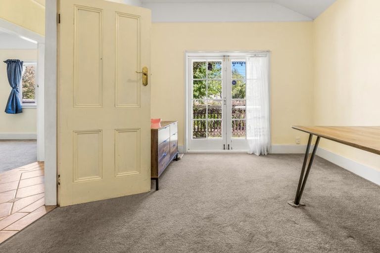 Photo of property in 36 Olliviers Road, Phillipstown, Christchurch, 8011