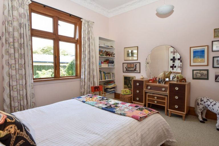 Photo of property in 90 Pembroke Street, Carterton, 5713