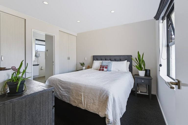 Photo of property in 4 Shingle Lane, Sydenham, Christchurch, 8023